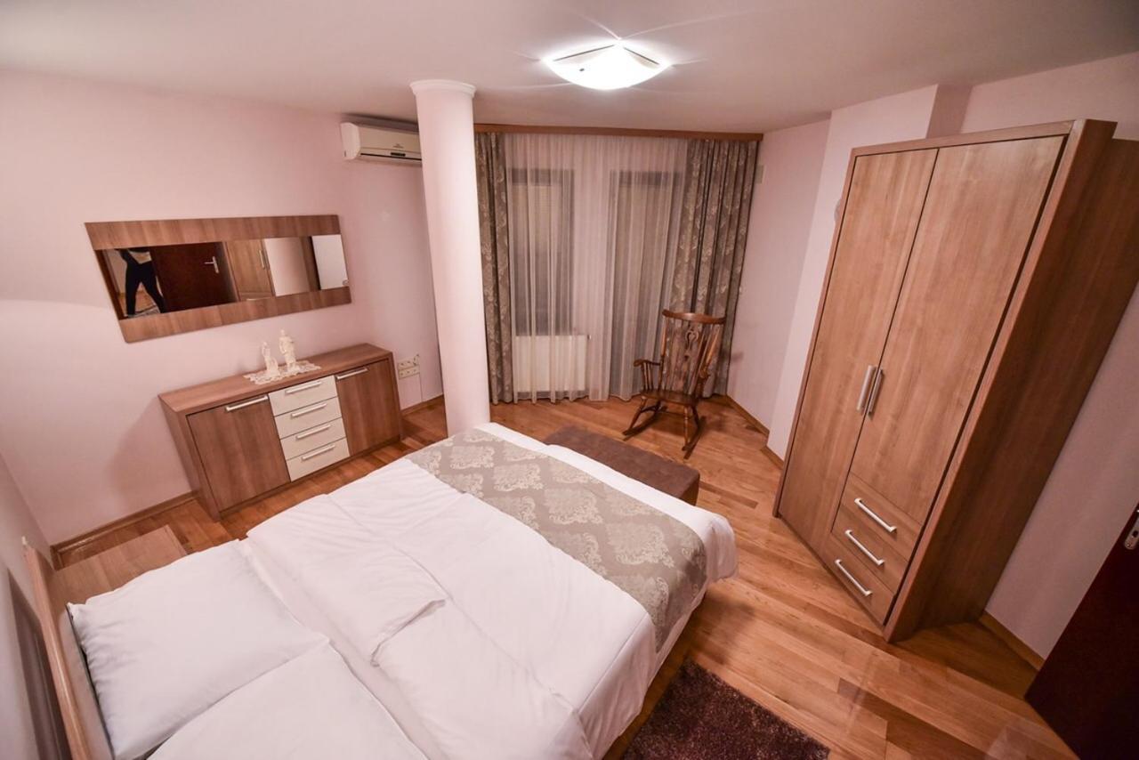Apartman Natalija Banja Luka Exterior foto